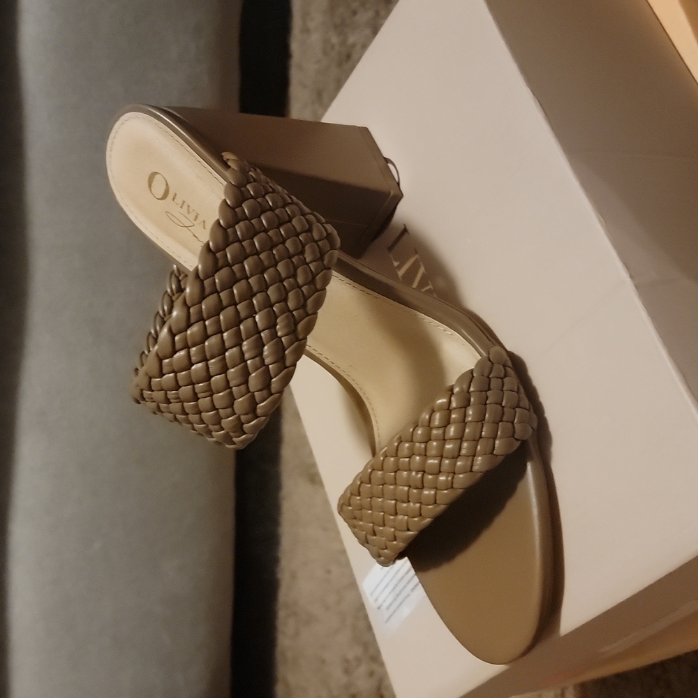 Ladies heel